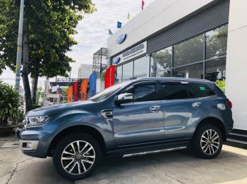 Ford Everest Titanium  2.0L 4x4, 2 cầu, đời 2019Ford Everest Titanium 20L 4x4 5